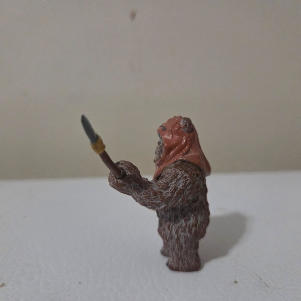 Ewok Wicket Warrick w Spear Star Wars Figure 2 Inch - Picture 4 of 5